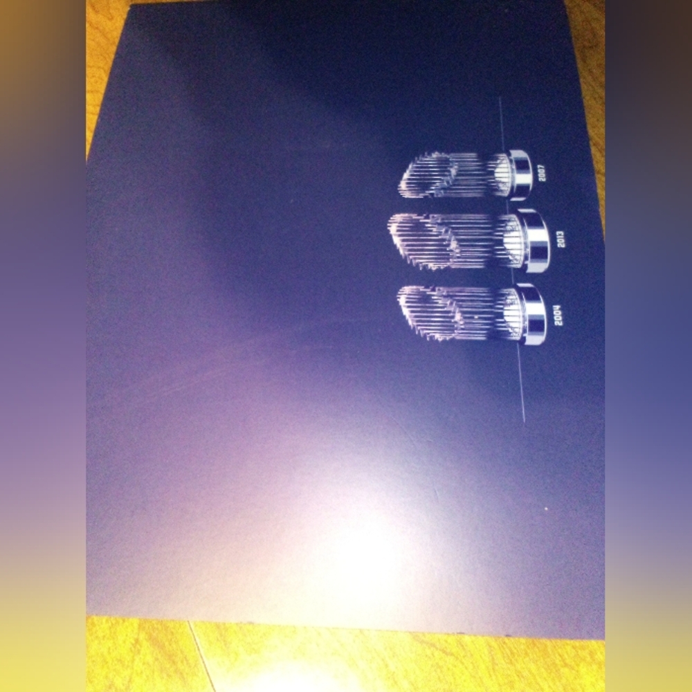 B Strong Boston Red Sox 2013 World Series Champions Season Ticket Holder Book - Picture 4 of 12